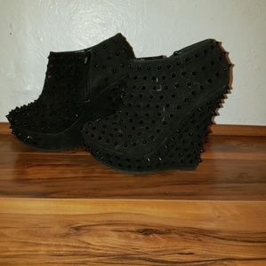 Spiked wedge heels